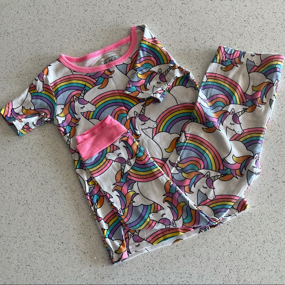 Unicorn 🦄 Rainbow short sleeve and pant pj set